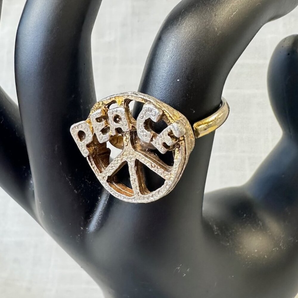 Vintage 1960s Hippie Peace Adjustable Ring